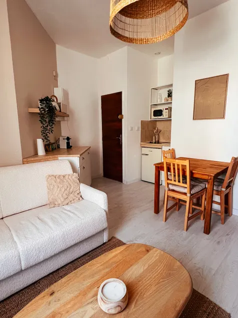 *CASA CALMA* - Beautiful 1-bedroom apartment - Large Shower Air-con - Image 1