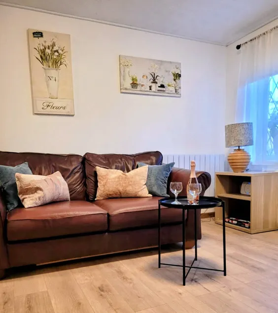Near Heathrow T5 Slough Windsor sleeps 3-4 - Image 1