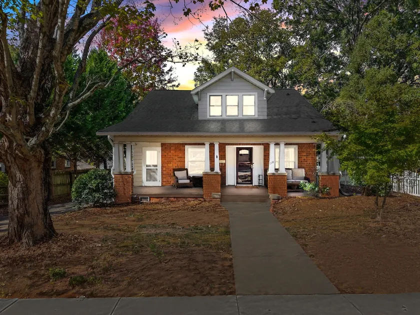The Franklin House - Image 1