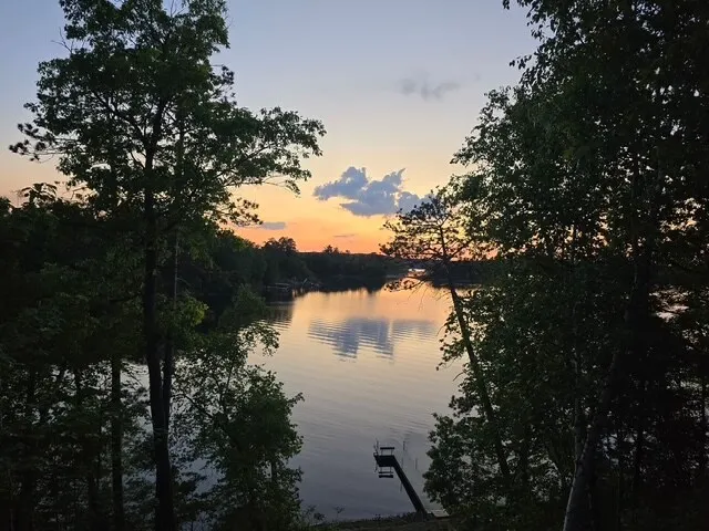 True Lakefront/Private Dock/15 mins to Crosslake - Image 1