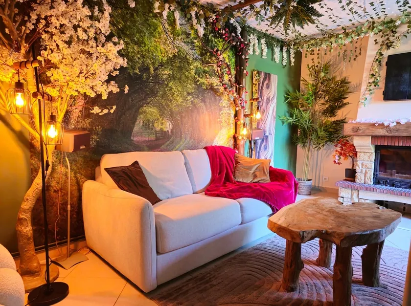 Fairytale house, garden & barbecue, 1 hour from Paris - Image 1