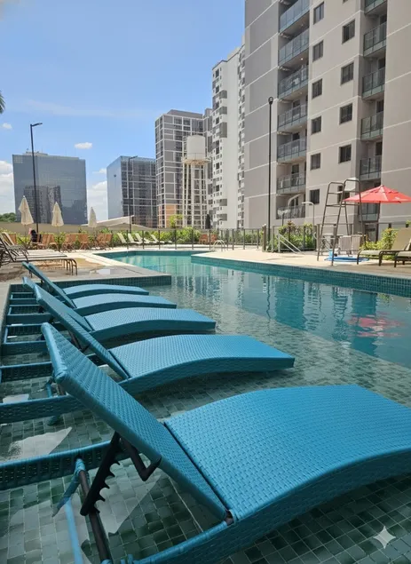 Relax, sun and pool. Near Museum of Tomorrow. - Image 1