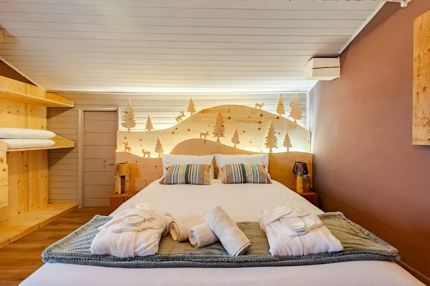FantasyHome, Mountain Chalet with Private Sauna - Image 1