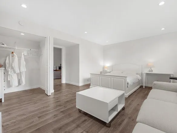 Rose Villa (2 rooms) - Image 1