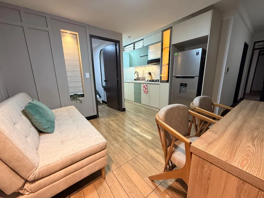 Spacious, ideal for groups, 3 bedrooms, and centrally located - Image 1