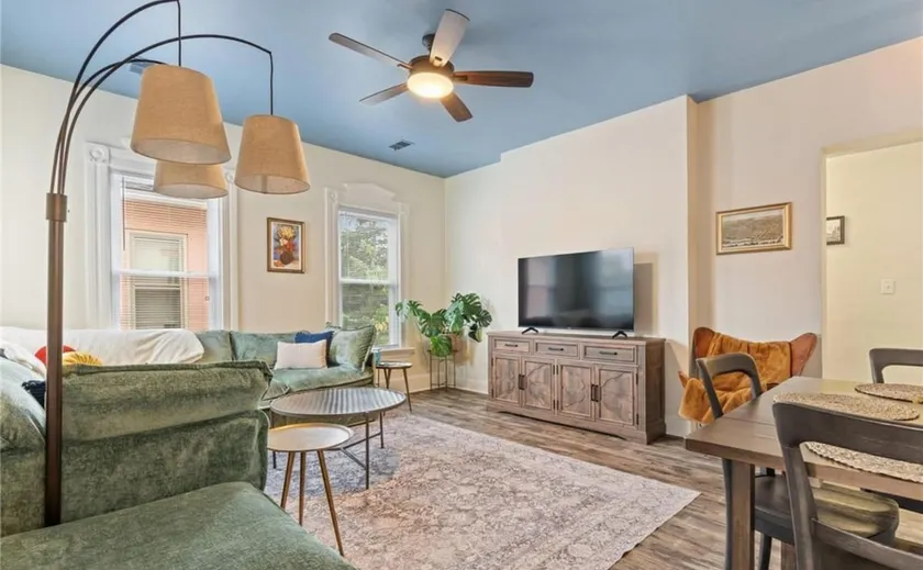 Historic south park gem (close to UD, MVH & more) - Image 1