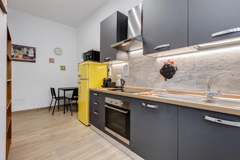 Testaccio Patty Flat - Image 1