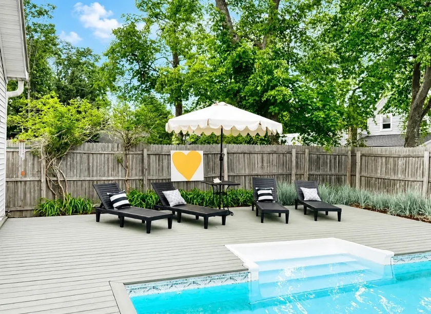 Greenport Family Retreat/Walk to Town/Pool/Beaches - Image 1