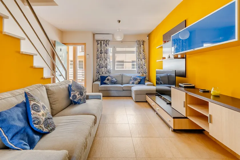 Casa Loona - Image 1