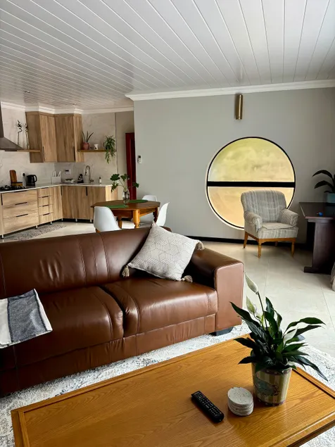 Jardin House - Image 1