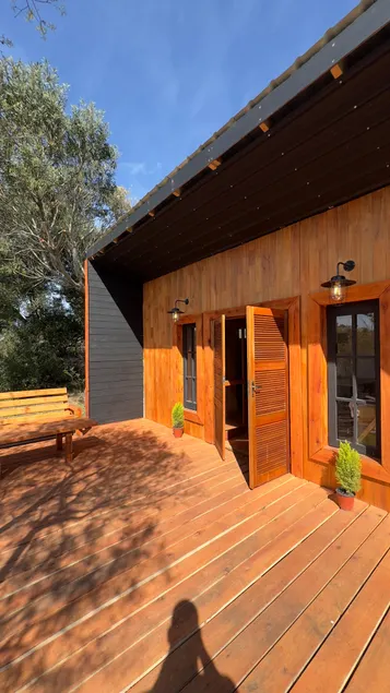 Nordic refuge among the trees - Image 1