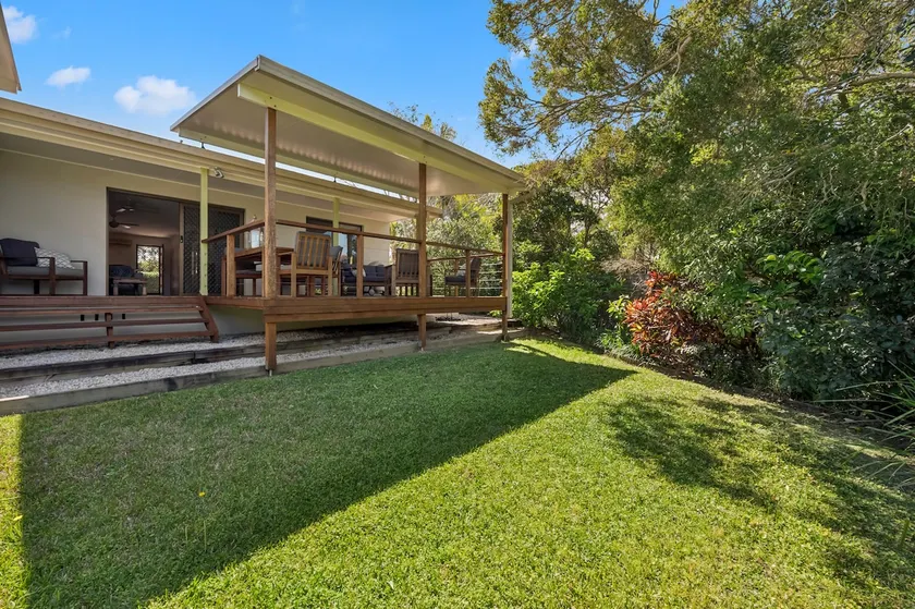 Moonee Stays - Bungalow 5 - Image 1