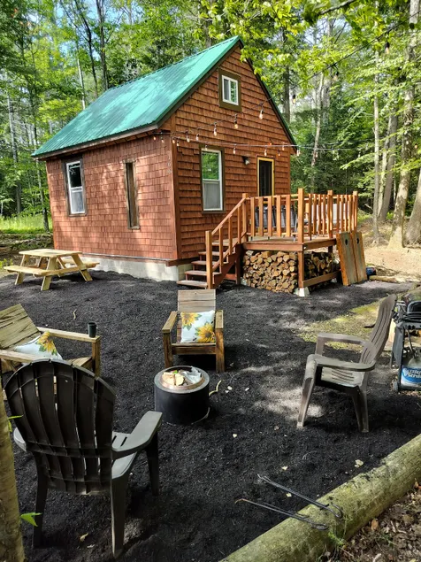 Tiny Tupper Cabin in the Woods - Image 1