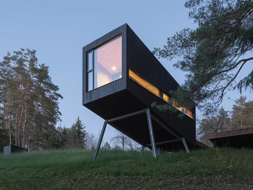Blackview cabin - Image 1