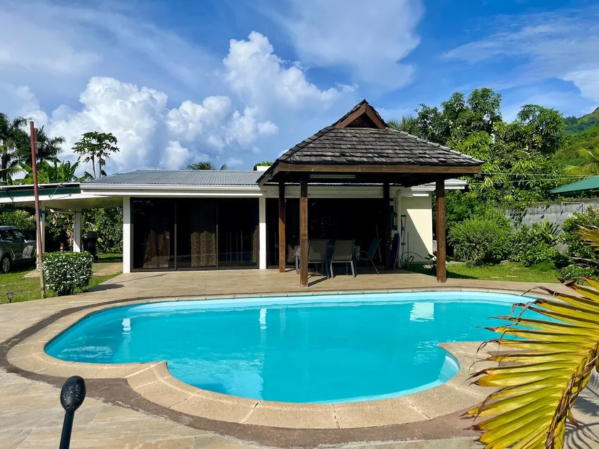 Moorea - Hitiarii Pool House - Image 1