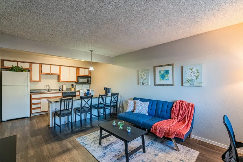 Location! Heart of Tempe, Close to Everything! - Image 1