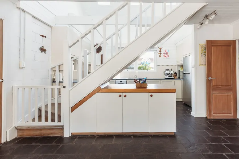 Bramble house; pet friendly, minutes to beach - Image 1