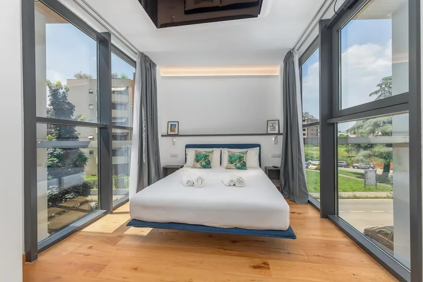 Luxury SPA & duplex with penthouse and parking space - Image 1