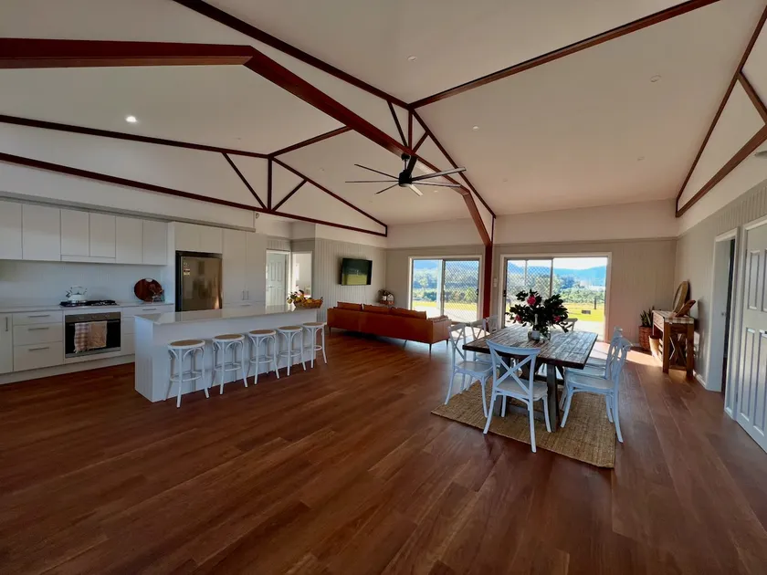 Cinnabar River retreat - Image 1