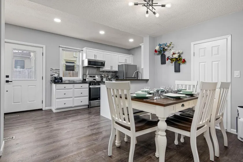 Soothing St. Paul Home Near Downtown Event Center - Image 1
