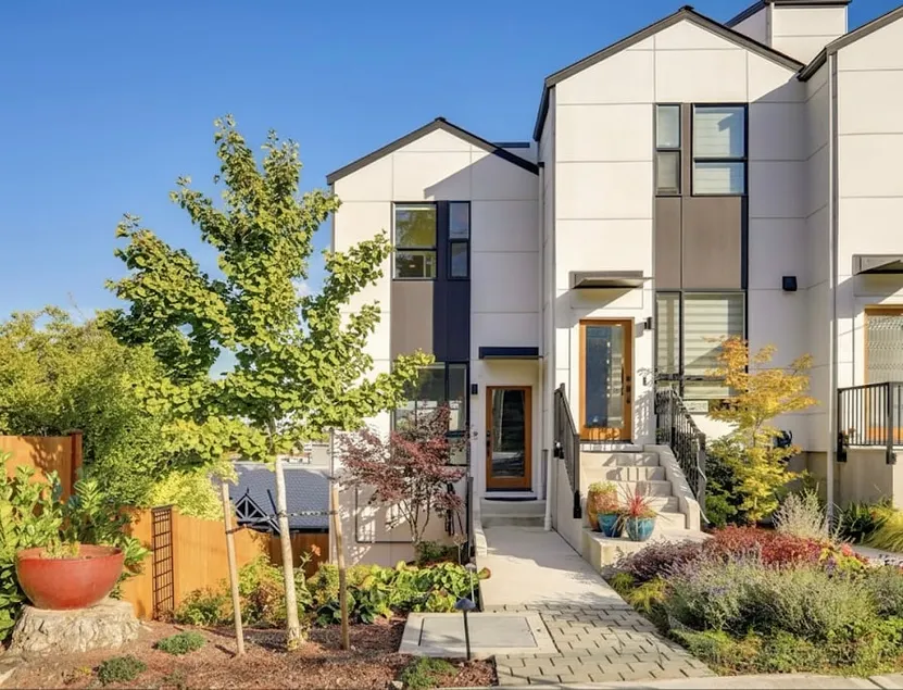 4 Mi to Pike Place | Magnolia Sanctuary, Rooftop - Image 1