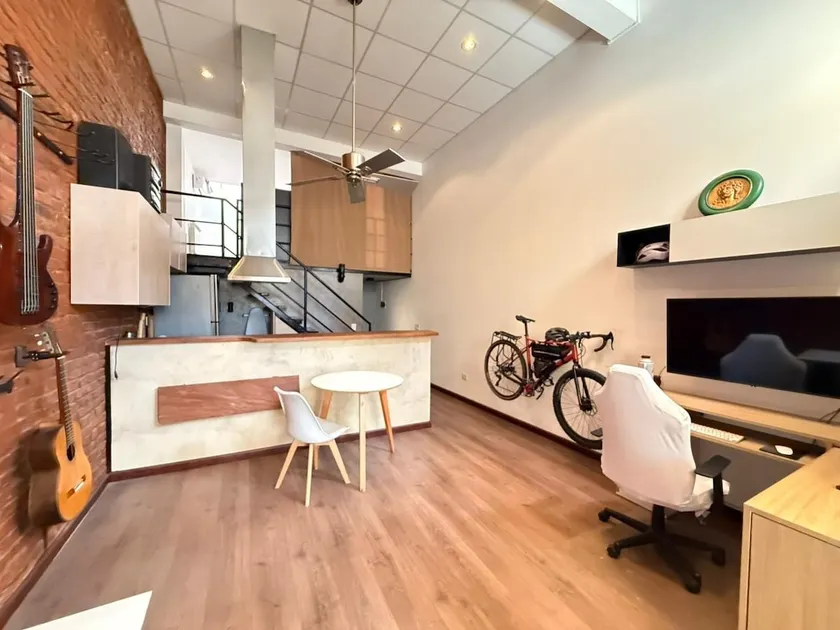 Design Loft in the Residential Heart of BA - Image 1