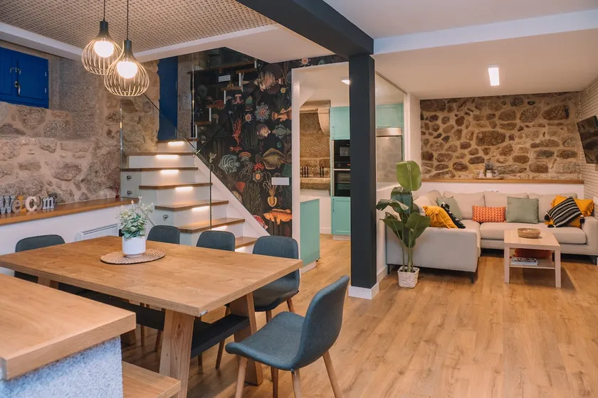 Cabana Rentals - Beauty and in the heart of Vigo - Image 1