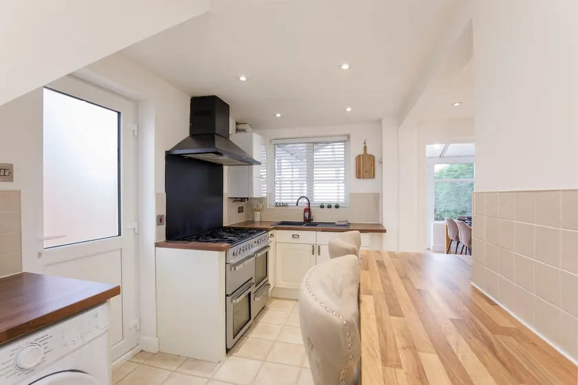 Your Home Away From Home - Near York City Centre - Image 1