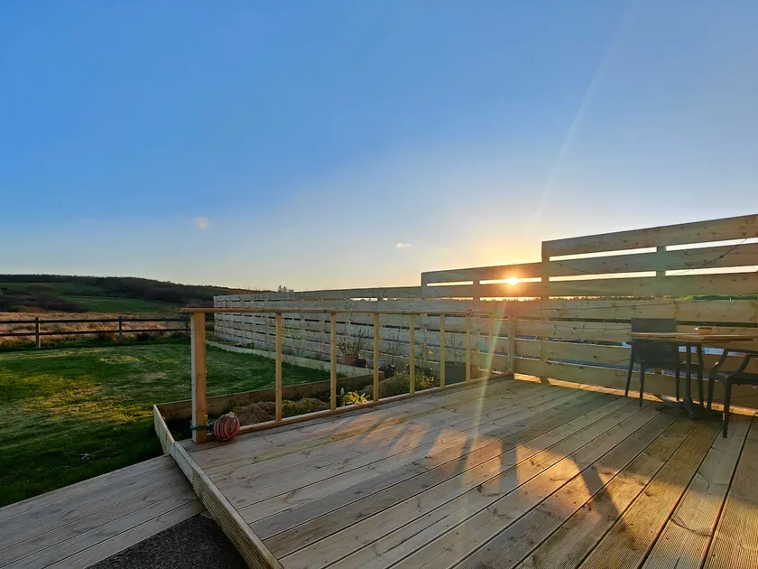 Modern and peaceful, country retreat - Image 1