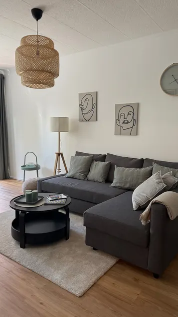 Accessible & quiet garden apartment with parking space - Image 1