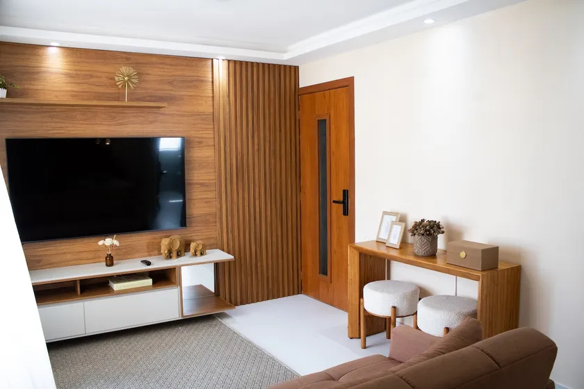 Close to the Beach with an Office and Comfort - Image 1