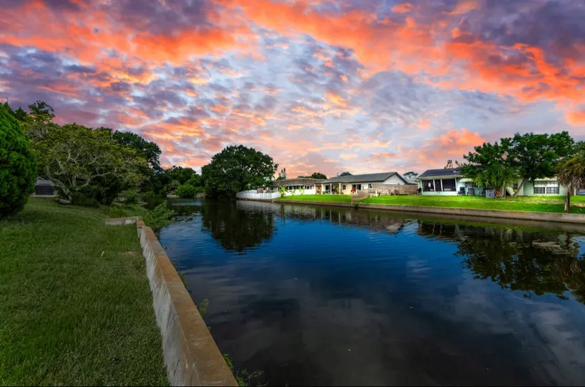 Psalm139 Canal Front Vacation Home - Image 1