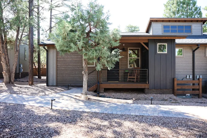 Peaceful Mtn. Cabin w/ deck & grill- By Ski Resort - Image 1
