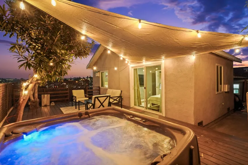 Highland Park Bungalow | Hot Tub + Hillside Views - Image 1