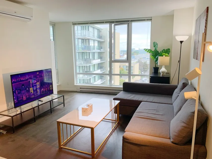 13#Comfortable Apartment with Swimming Pool - Image 1