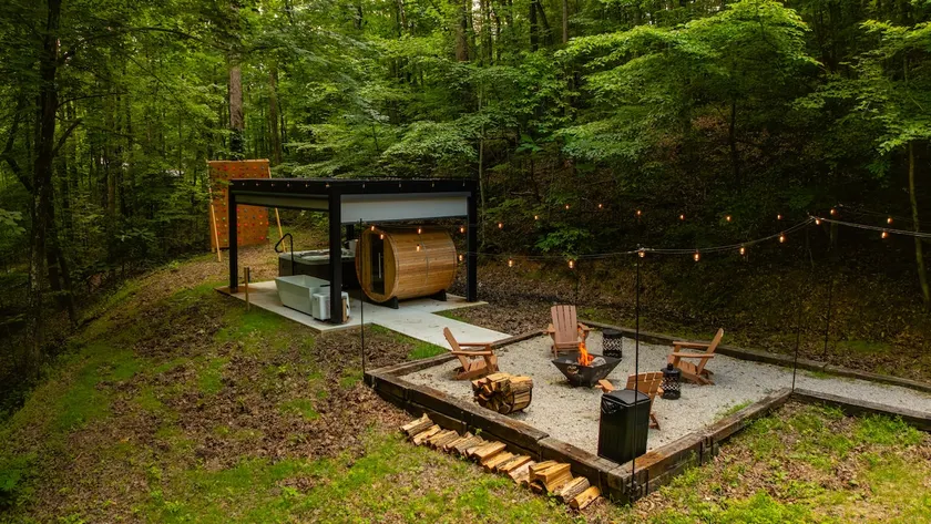 Cold Plunge, Sauna, Hot Tub | S'more Memories - Image 1
