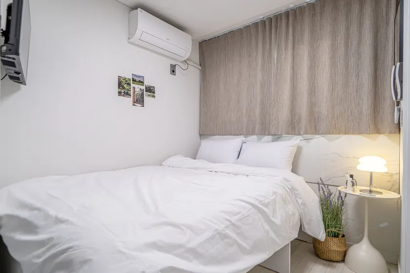 The stay jongno - Image 1