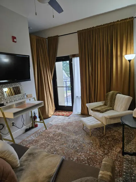 Modern Midtown Studio w/ Balcony & Private Parking - Image 1