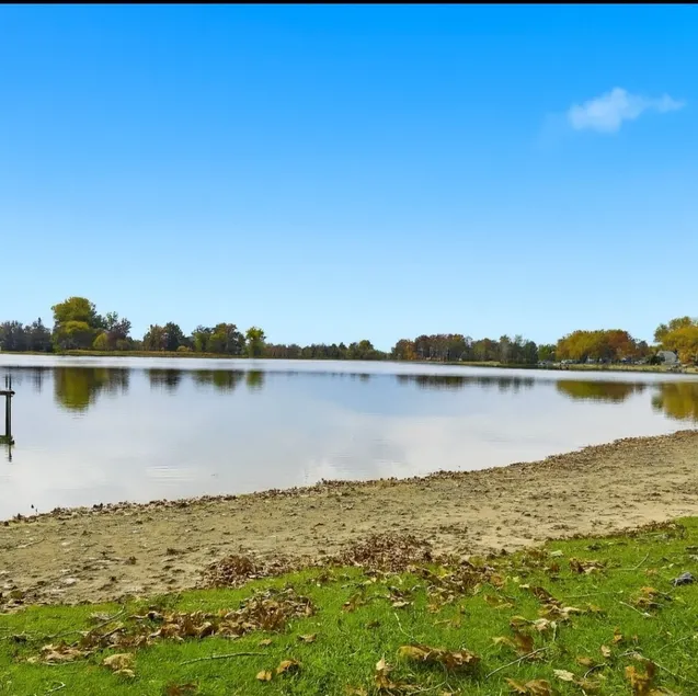 Amazing Oasis*Union Lake*Lakehouse*Hot Tub*5-Stars - Image 1