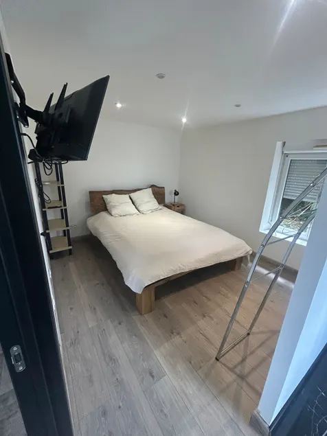 Small house - Image 1