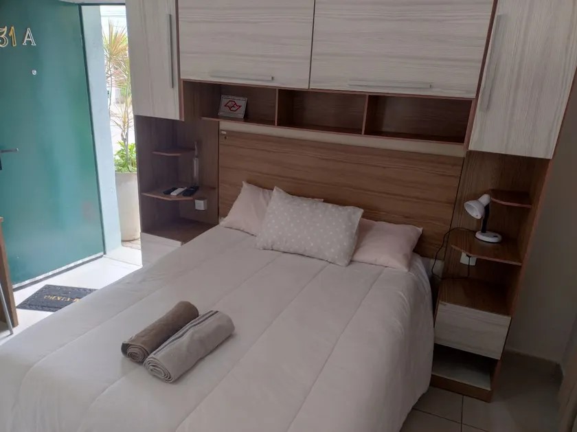 Suite A, with fan, Netflix and Wi-Fi - Image 1