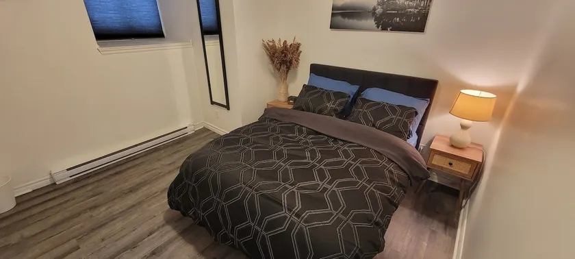 Comfortable condo in Montreal - Image 1