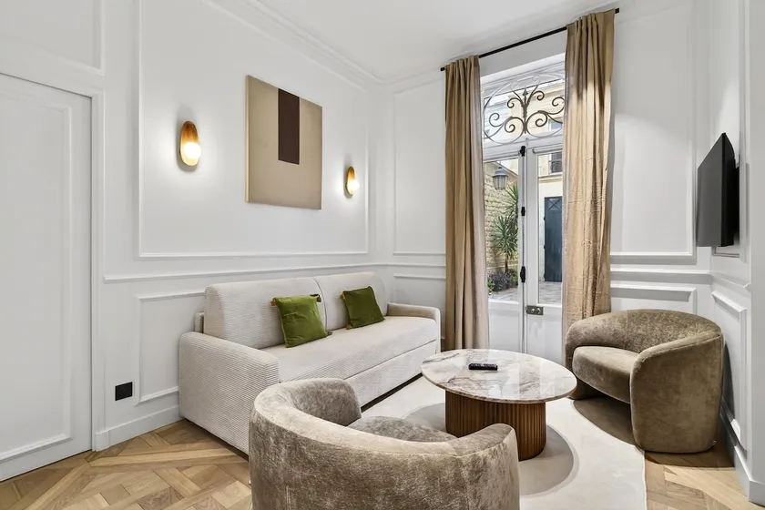 Elegant Villa, Champs-Élysées, Opéra-Monceau, AC - Image 1