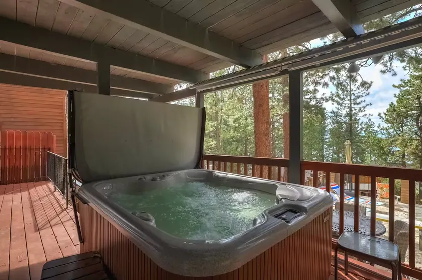 Hot Tub•Sauna•Pool•Private Beach | Tahoe Oasis - Image 1