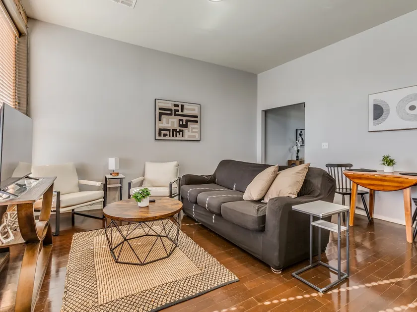 The Historic Urban Retreat | Downtown with View! - Image 1