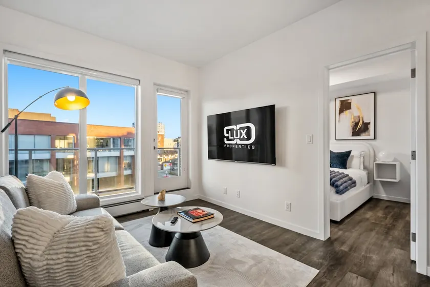 Suite Seventeen • City views • 17 Ave District - Image 1