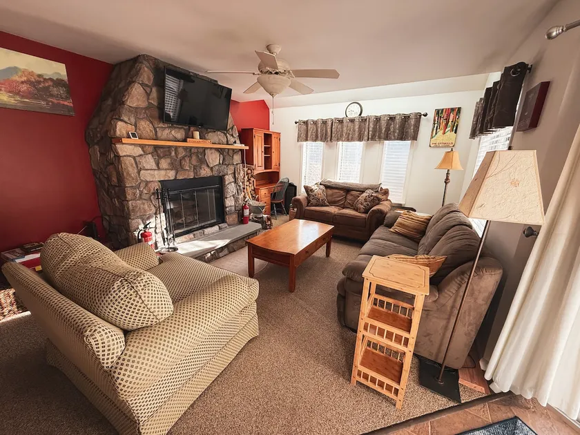 Catskills Retreat Near Windham & Hunter Mountains - Image 1