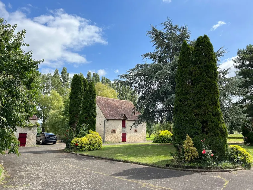 Renovated farmhouse with sauna and pool table – 12–15 people - Image 1