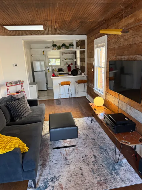 @ Historical Hyde Park! 1/1 home in Central Austin - Image 1