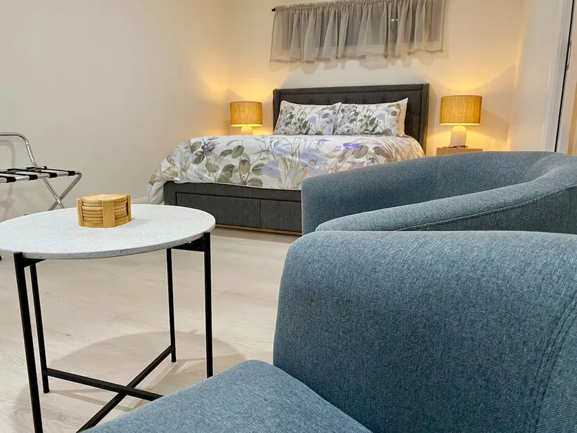 Tranquil 2 bedroom sleepover on Premier St - Image 1